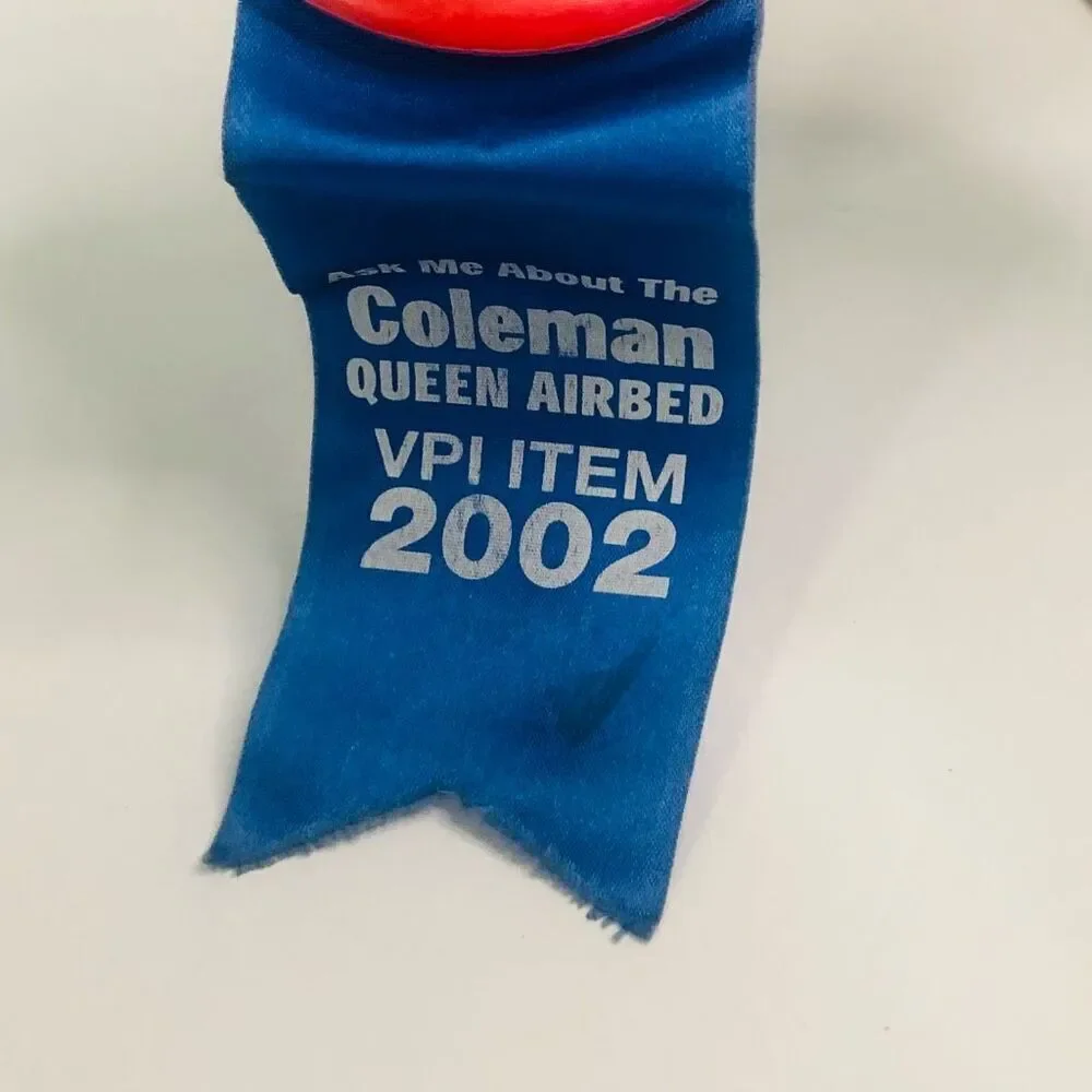 coleman quick‎ bed pin pin back button air bed badge blue ribbon advertising